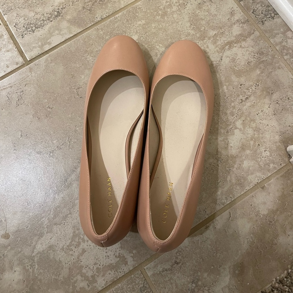 Cole Haan round toe block heels in tan